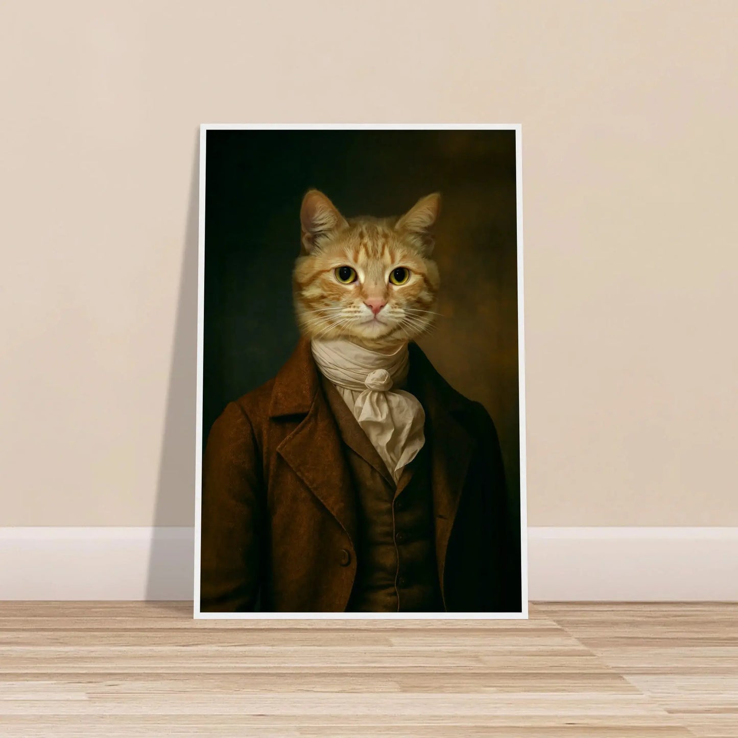 Renaissance Tierportrait einer orangefarbenen getigerten Katze im Kleidungsstil eines edlen Mannes mit Halstuch. Frontal im weissen Bilderrahmen in 60 x 90 cm an einer Wand lehnend.